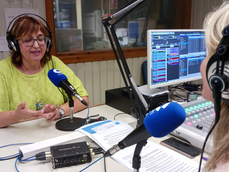 Feli durante la entrevista en la emisora de COPE en