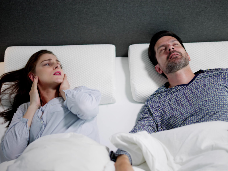 2R7K34D Sleep Apnea Snoring Disturbance. Angry Woman And Snoring Man