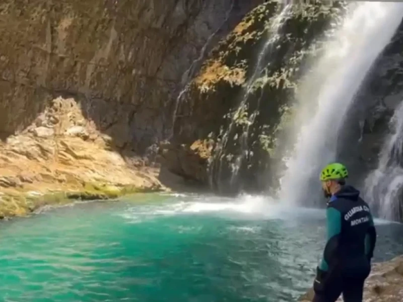 Al dispositivo de búsqueda se sumaron expertos en buceo