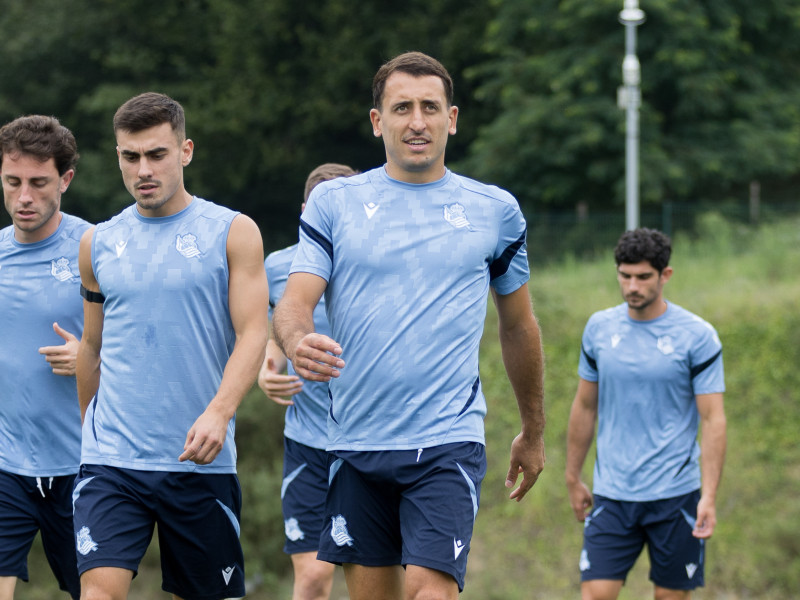 Oyarzabal seguirá siendo el líder y capitán de la Real Sociedad