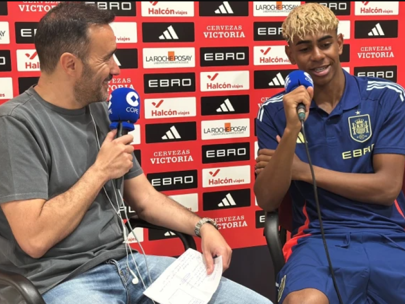 El futbolista Lamine Yamal es el jefe soñado por los niños españoles