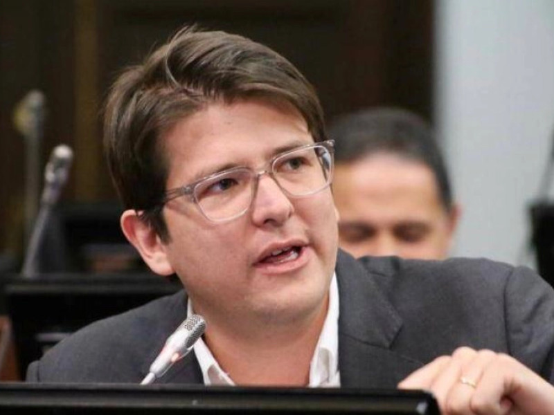 Miguel Uribe.