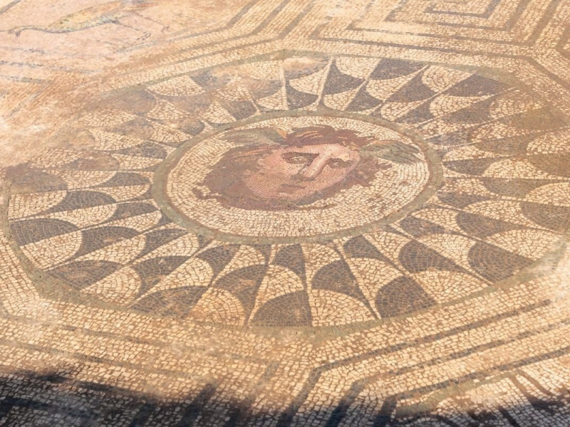 EuropaPress_6363702_mosaico_medusa_merida