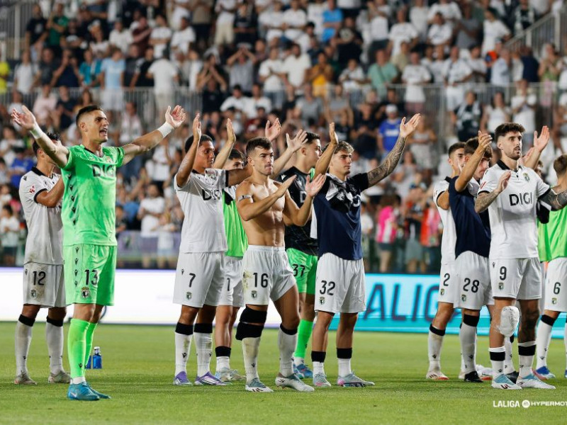 5-1. El Burgos CF se da un festín a costa de una novata Cultural