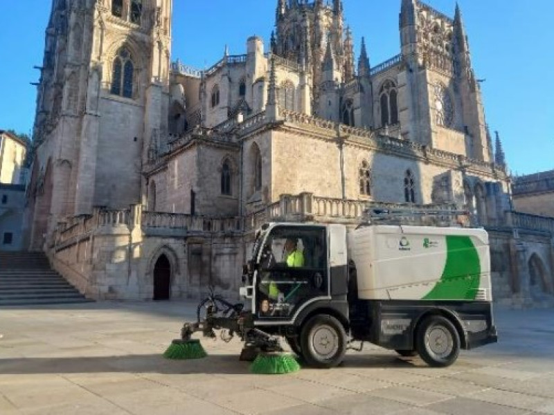 Burgos se someterá a un plan de choque de limpieza integral en todos los barrios de la ciudad: "No está lo limpio que deseamos"