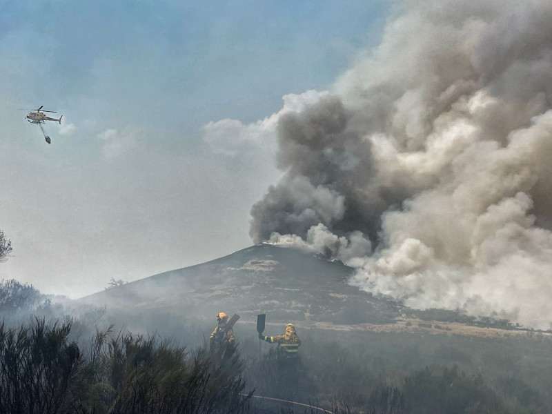 Una imagen de uno de los incendios que asolan Asturias