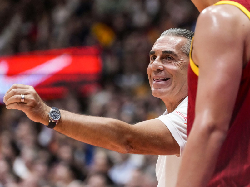 El seleccionador nacional de baloncesto Sergio Scariolo durante el partido amistoso preparatorio para el Eurobasket 2025
