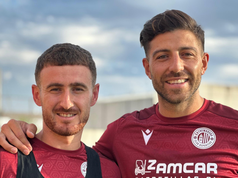 Álvaro Barrero le ha cedido el 8 a Zarfino