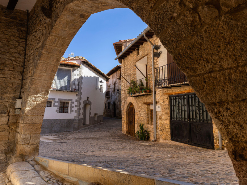 Una calle de Tronchón, Teruel