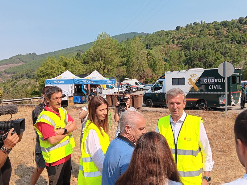 Alfonso Rueda, presidente de la Xunta, en el Puesto de Mando Avanzado de Quiroga (Lugo)