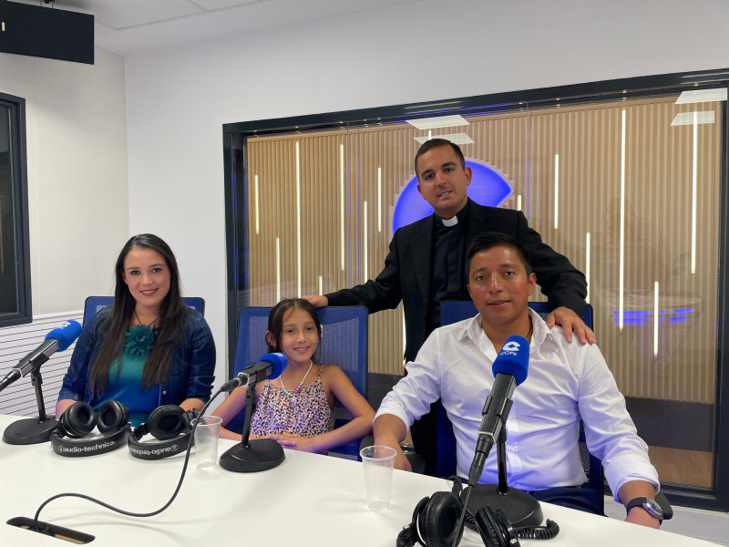 Gonzalo, Joanna, Angy y Henry explican en 'La Linterna de la Iglesia' qué significa la Macroboda