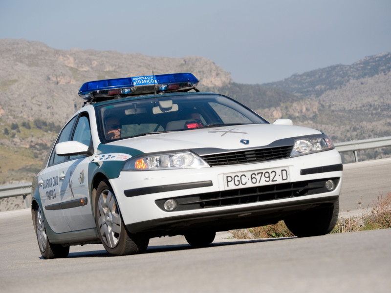 Coche Renault Laguna de la Guardia Civil Trafico en Mallorca, España