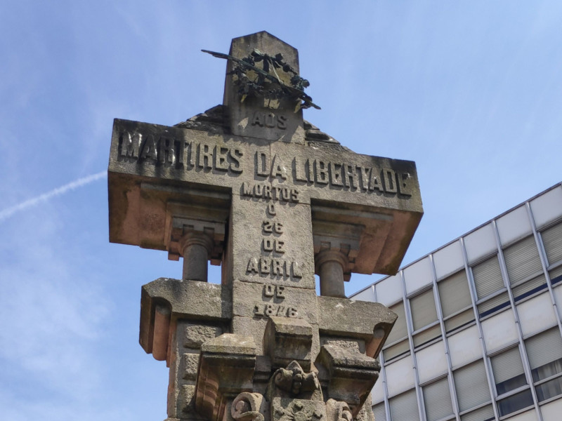 Monumento en honor a los Mártires de Carral