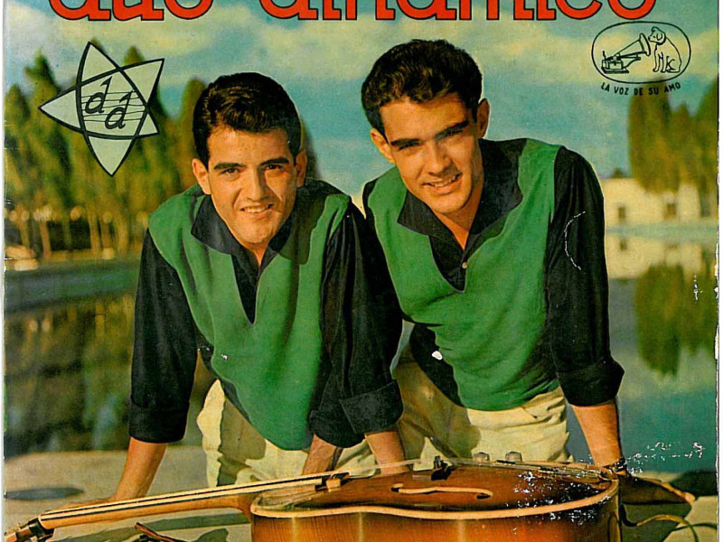 Portada de uno de los discos del Dúo Dinámico.