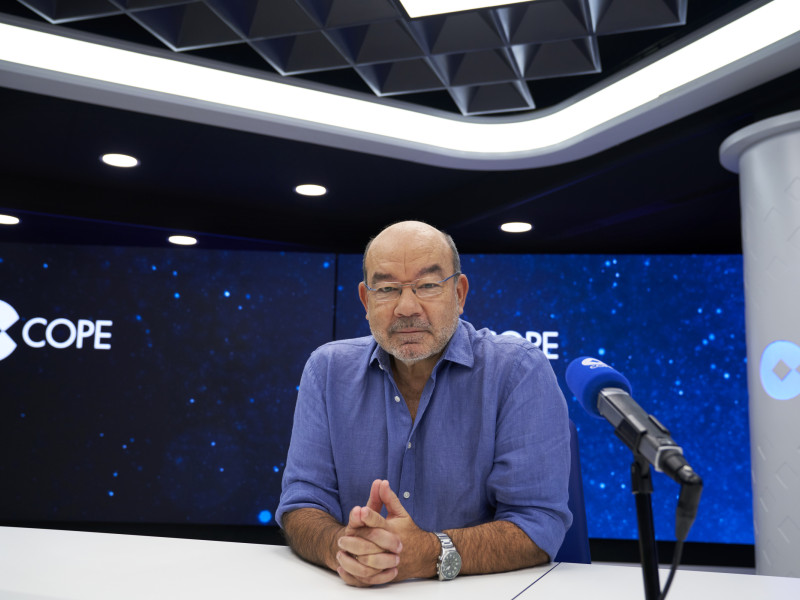 La Linterna con Ángel Expósito