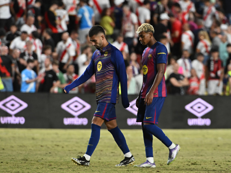 Lamine Yamal y Ferran Torres, tras el Rayo - Barcelona