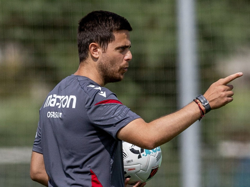 Alessio Lisci, entrenador de Osasuna, en Tajonar