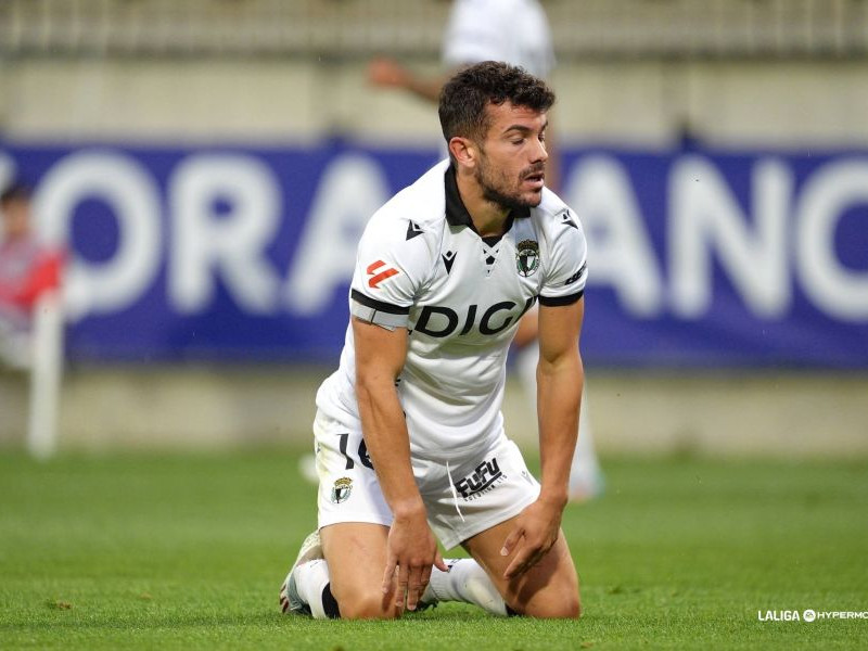 Curro, jugador del Burgos CF