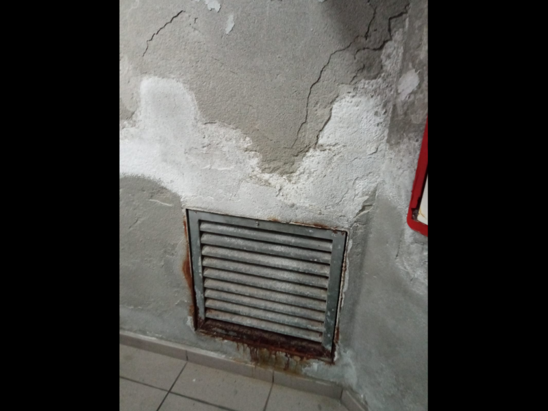 Imagen de desperfectos en el Parking de La Concha
