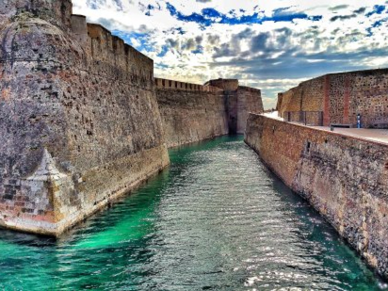 Ceuta ‘Tierra rara’, según su campaña de promoción turística