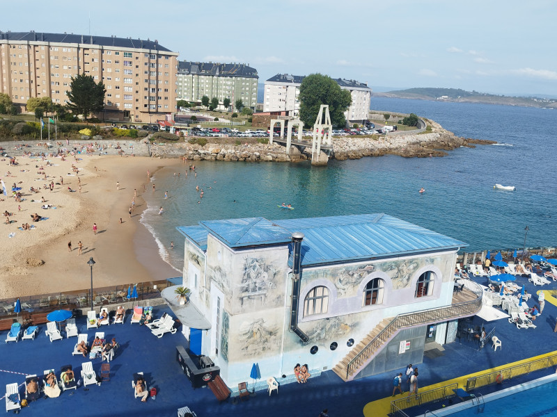 Club del Mar San Amaro, playa y Adormideras (A Coruña)