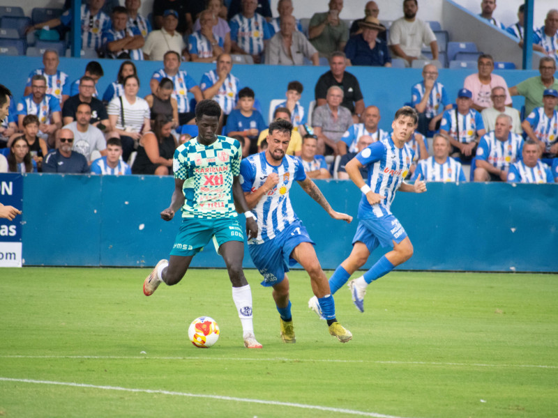El Águilas se apunta el primer derbi