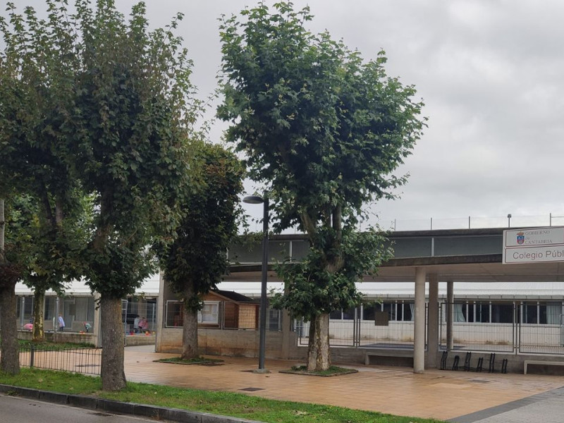 Exterior del CEIP Alto Ebro de Reinosa