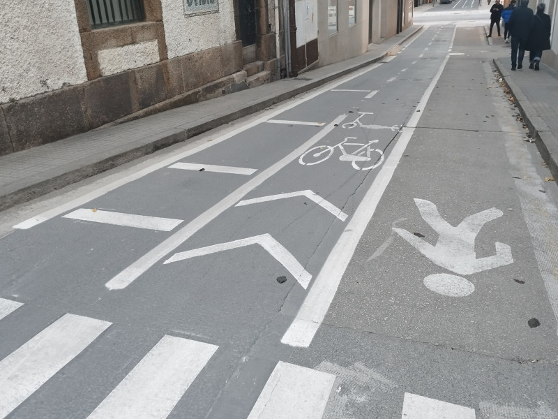 Carril bici en la Rúa Alta de A Coruña