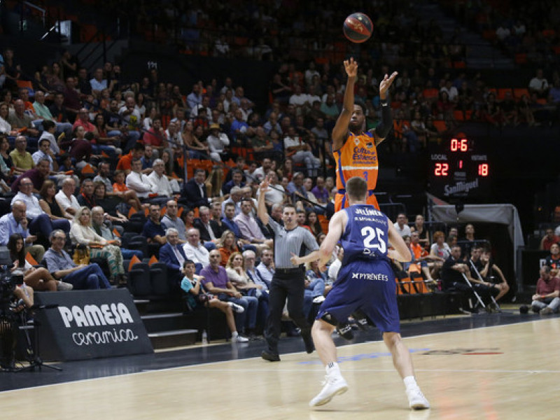 Valencia Basket tiene los derechos de Loyd en la ACB después de su paso en la 19/20