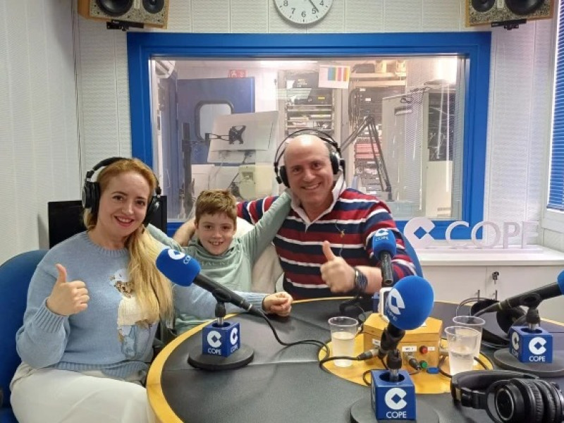 Emilio y Eva Marín, en los estudios de COPE