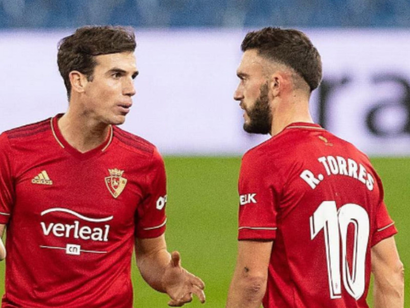 Roberto Torres e Íñigo Pérez en su etapa en Osasuna