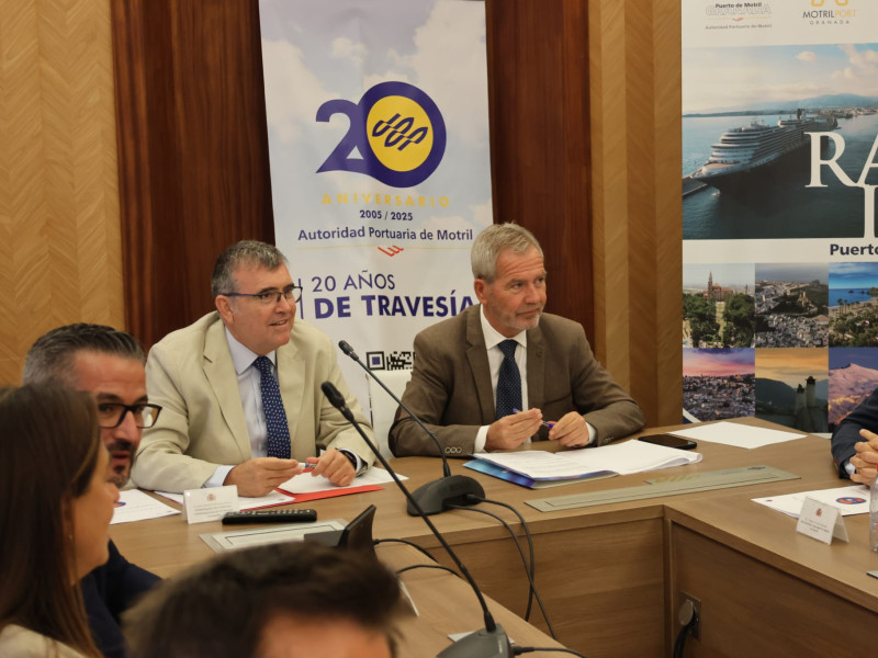 El Puerto de Motril se sitúa en el 4º de España con más movimiento en la Operación Paso del Estrecho