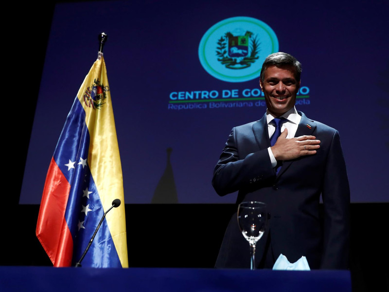 El opositor Leopoldo López a su llegada a Madrid tras salir de su país de manera "clandestina" a través de la frontera de Colombia