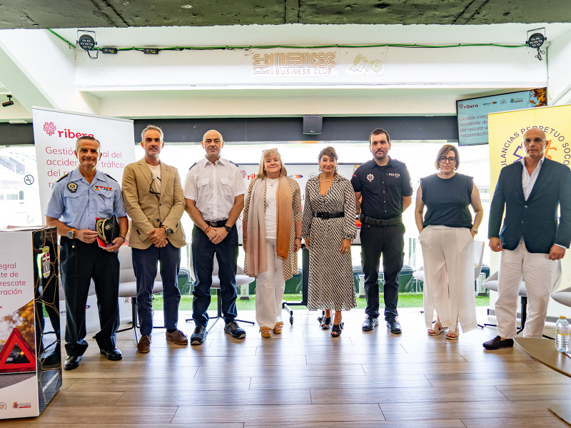 Instituciones locales en el evento
