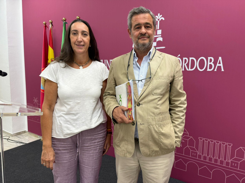 Badanelli junto a