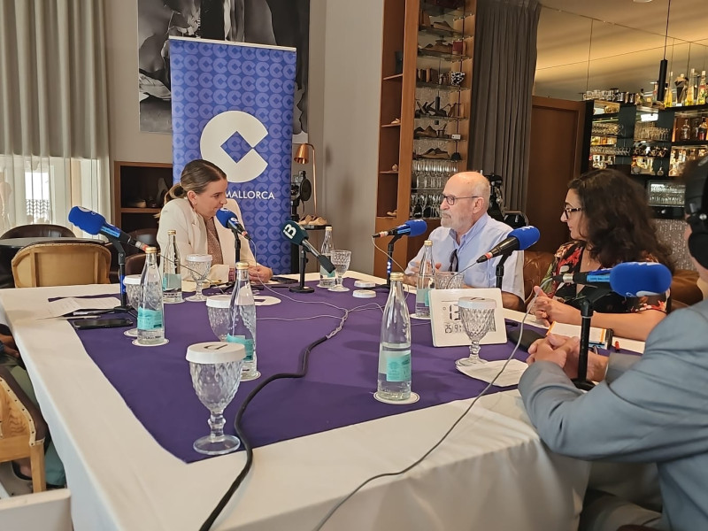 Prohens ha participado en "Dialogos con..." desde Es Príncep con Pep Forteza-Rey, Tolo Deyà y Empar Bosch