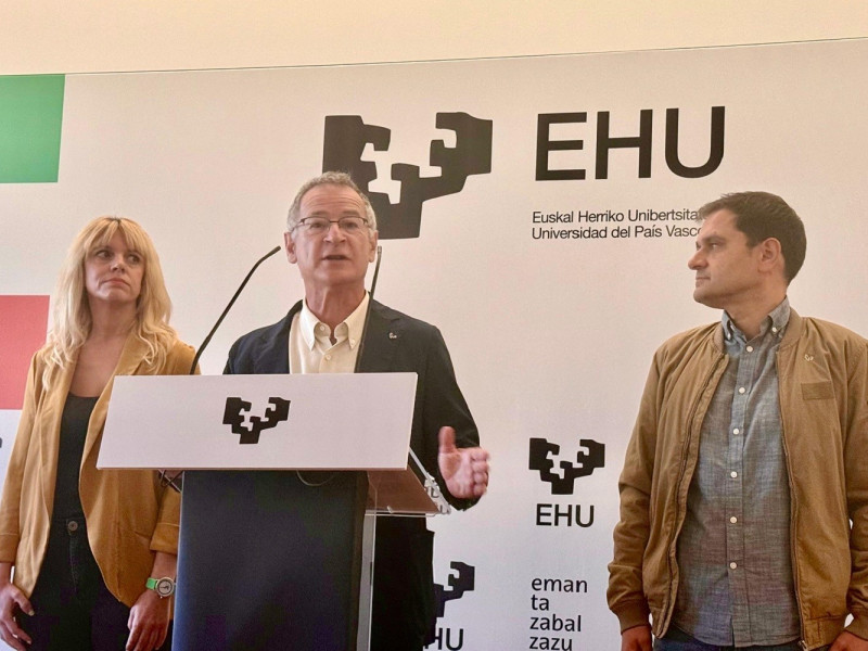 El rector de la EHU, Joxerramon Bengoetxea
