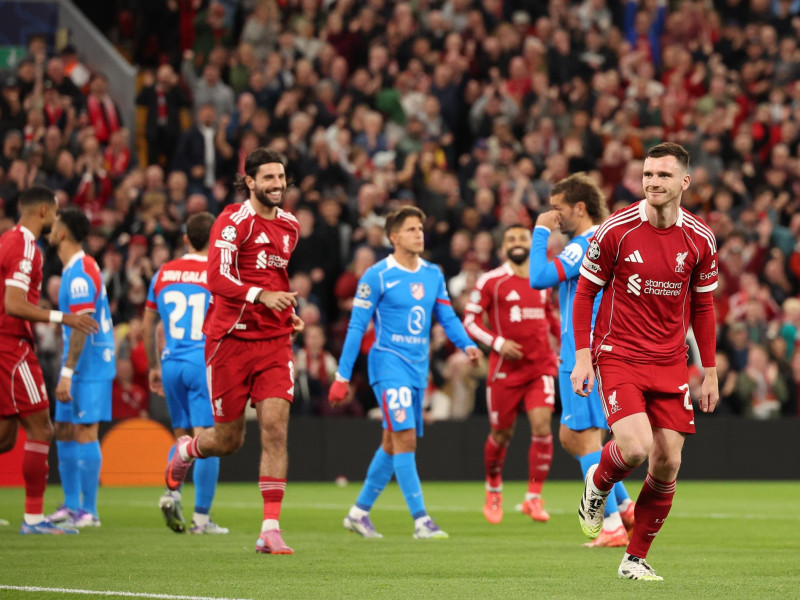 Andy Robertson celebra el 1-0 del Liverpool contra el Atlético