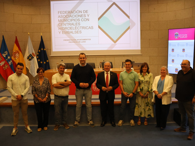 José Tomé recibió en el Pazo de San Marcos a los organizadores y a parte de los participantes en este congreso