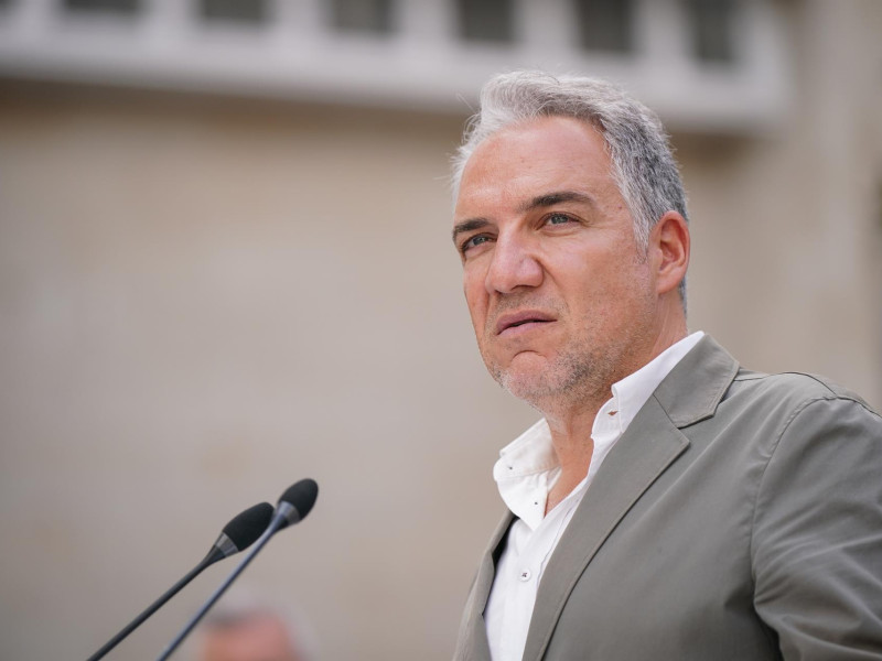 Elías Bendodo en un acto en Vitoria