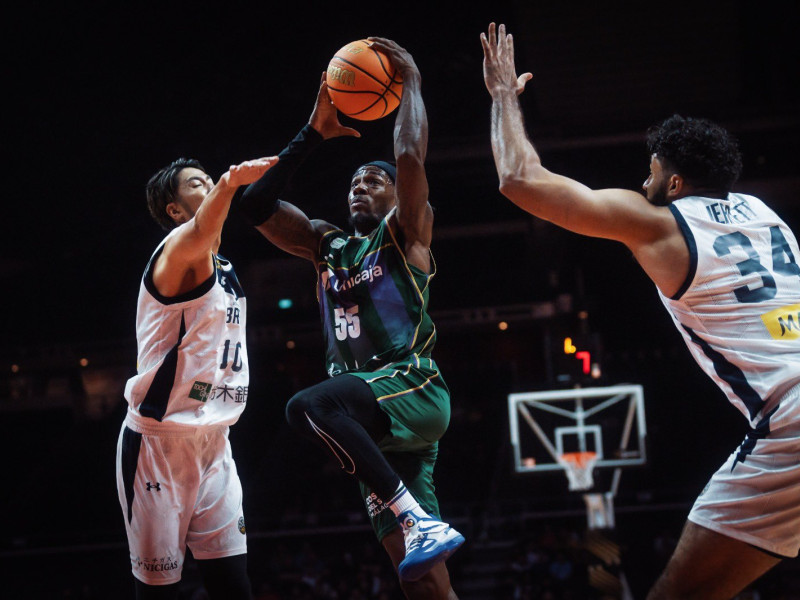 Kendrick Perry volvió a tirar del carro en Unicaja en momentos clave.