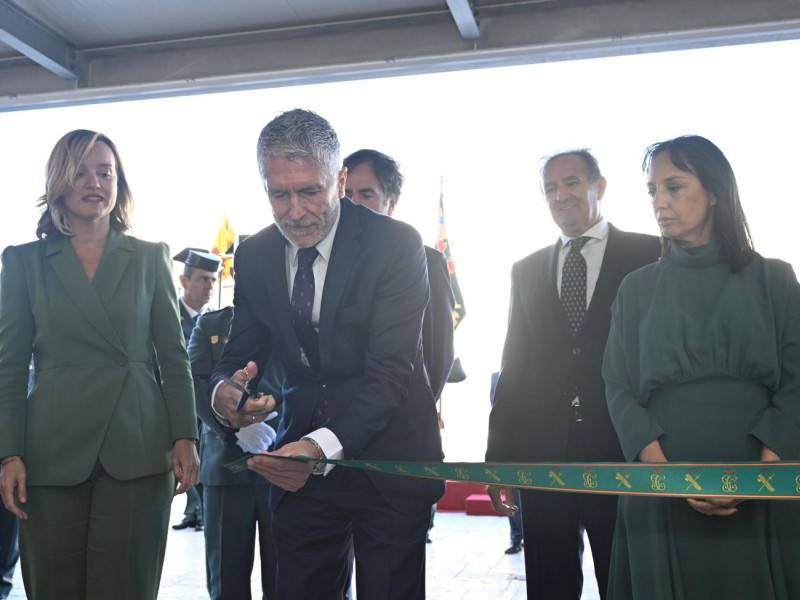 El ministro de Interior ha sido el encargado de inaugurar la nueva Comandancia.