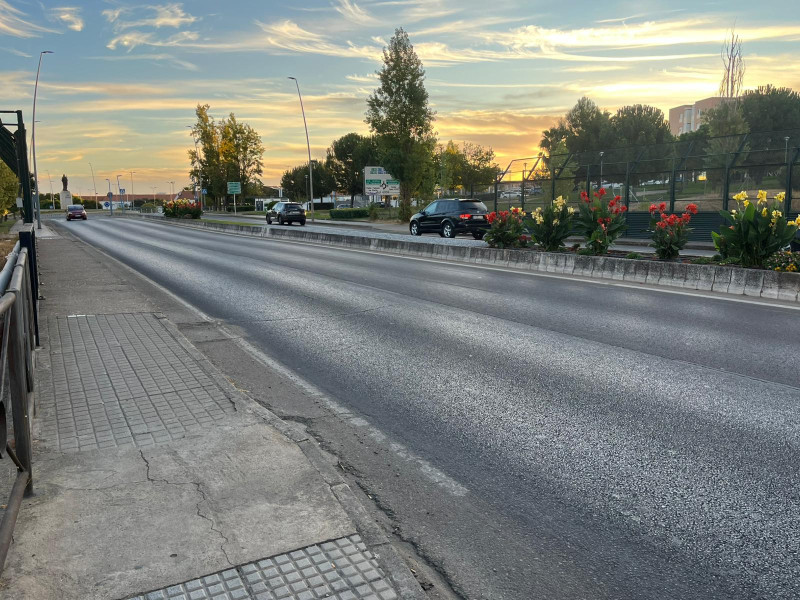 Rodríguez Osuna: “El puente de Reina Sofía tendrá que levantarse para la llegada de la alta velocidad y hemos pedido a Adif que contribuya en la construcción del de Los Bodegones”
