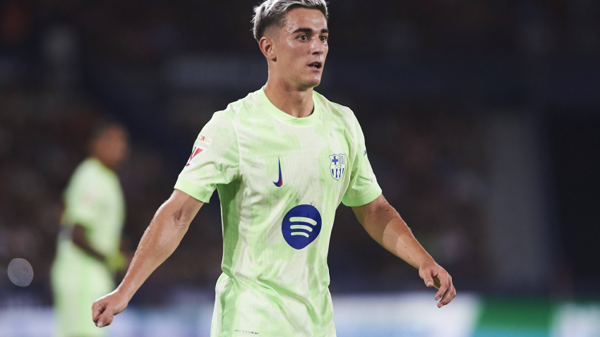 Pablo Paez Gavira, Gavi se lesionó en la rodilla y estará de baja hasta febrero.