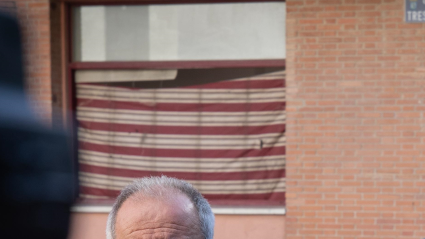 La ventana de los okupas de la calle Trespaderne de Barajas