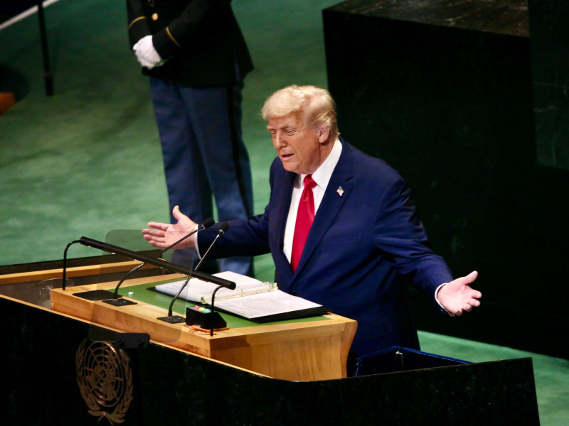 El presidente de Estados Unidos, Donald J. Trump, habla en el debate general de la 80ª Reunión Plenaria de la Asamblea General de las Naciones Unidas que se celebra en la sede de la ONU en Nueva York con el tema: Mejor juntos: 80 años y más para la paz, el desarrollo y los derechos humanos.