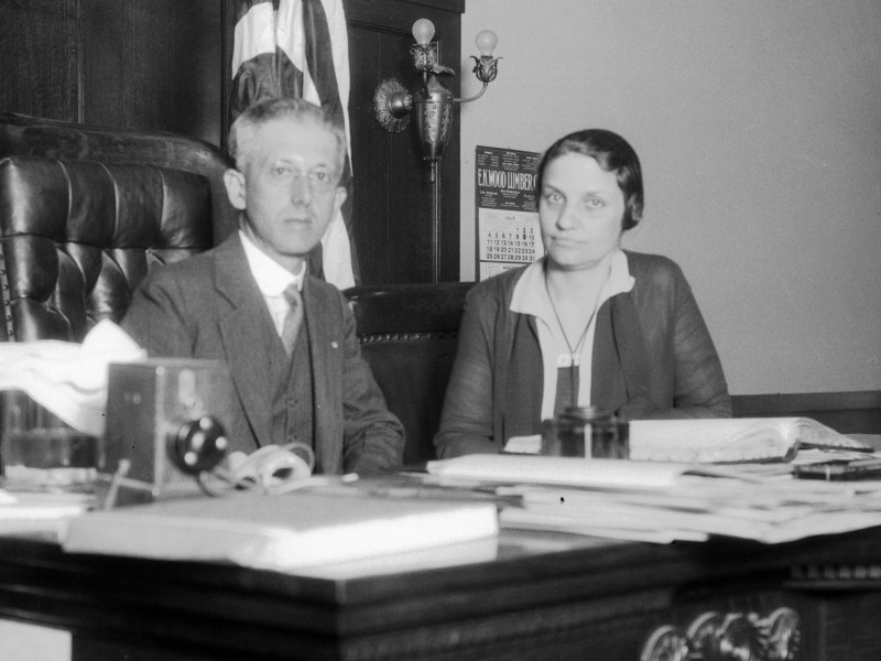 Harry Hollzer y Mabel Walker Willebrandt