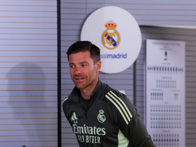 Xabi Alonso, durante la rueda de prensa previa al derbi ante el Atlético de Madrid.