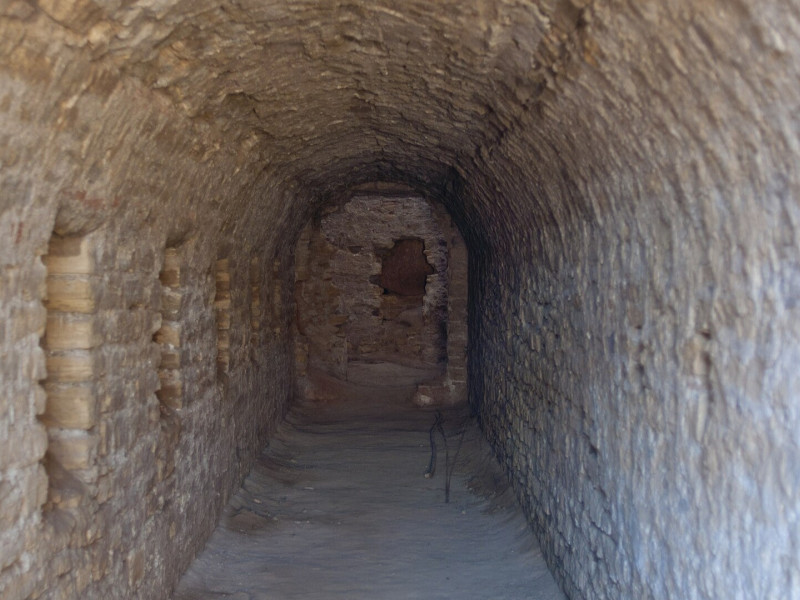 Túnel de entrada al baptisterio