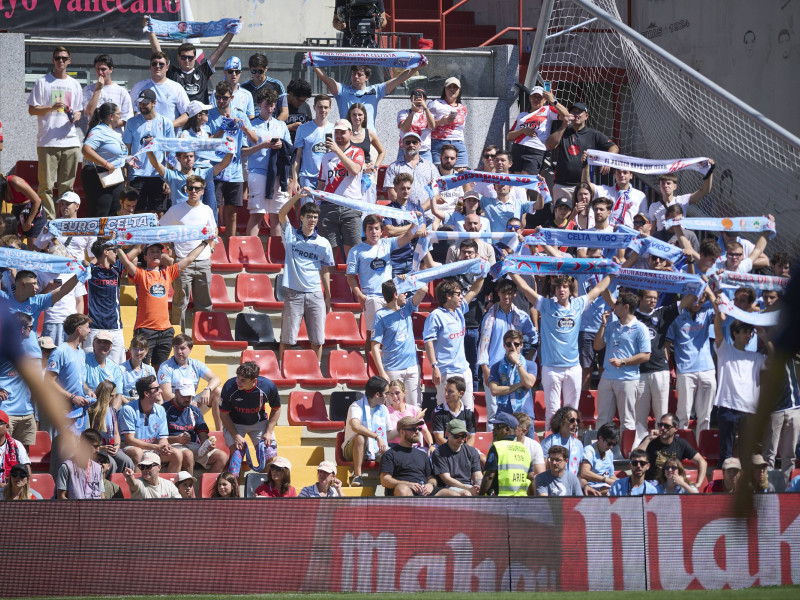 Aficionados del Celta el pasado 21 de septiembre en el estadio de Vallecas.